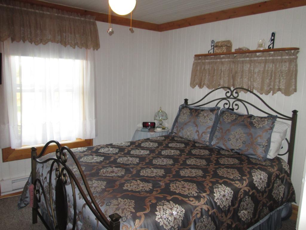 Gite Les Acres Tranquilles B&B Port-Daniel Kültér fotó